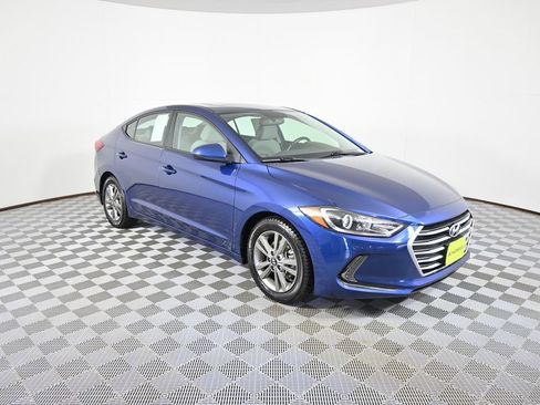 Used 2018 Hyundai Elantra Value Edition FWD image 9