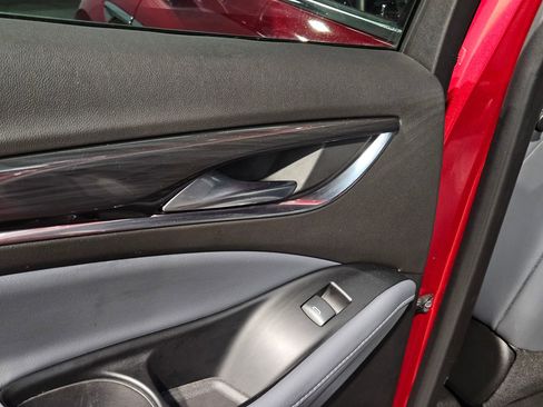 Used 2024 Buick Enclave Premium image 36