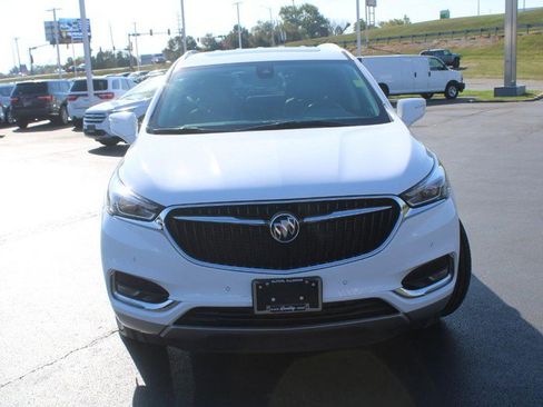 Used 2021 Buick Enclave Premium w/ Experience Buick Package image 11