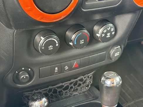 Used 2013 Jeep Wrangler Unlimited Sport AWD/4WD image 28