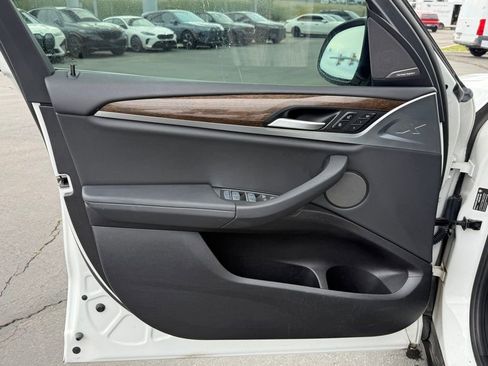 Used 2021 BMW X3 xDrive30i w/ Premium Package AWD/4WD image 9