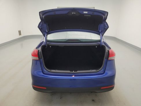 Used 2017 Kia Forte LX FWD image 29