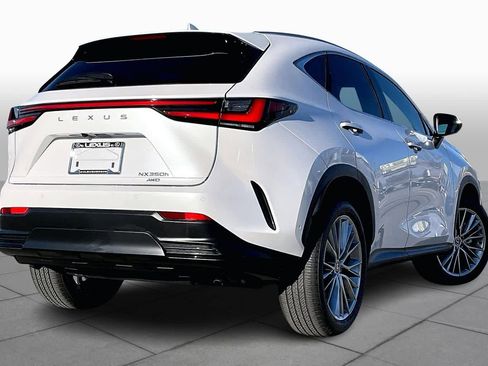 Used 2025 Lexus NX 300h AWD w/ Luxury Package image 12