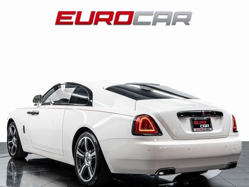 Used 2018 Rolls-Royce Wraith image 3