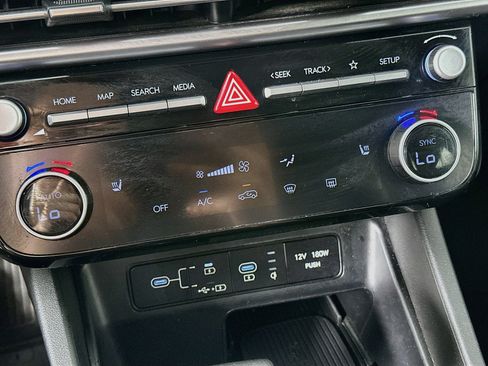 Used 2025 Hyundai Tucson SEL FWD image 24
