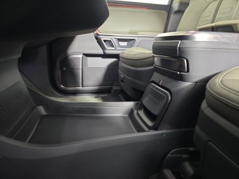 Used 2023 Rivian R1T Adventure image 31