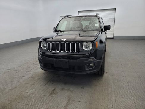Used 2016 Jeep Renegade Latitude AWD/4WD image 15