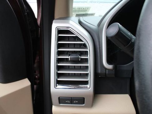 Used 2015 Ford F150 Lariat w/ Equipment Group 502A Luxury AWD/4WD image 8