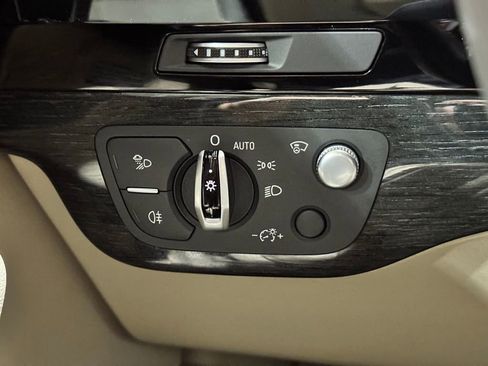 Used 2018 Audi Q7 3.0T Prestige w/ Prestige Package image 20