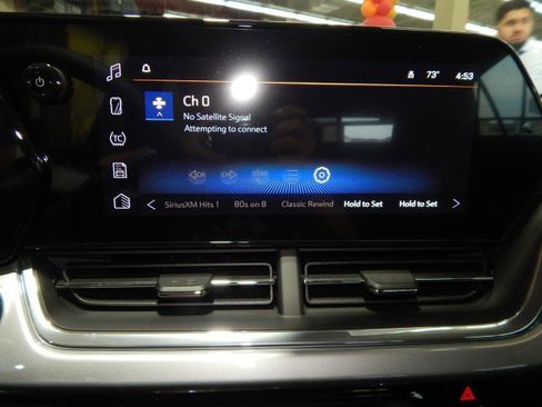 Used 2025 Chevrolet Trax LT w/ Driver Confidence Package image 26