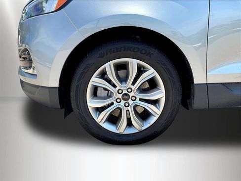 Used 2024 Ford Edge Titanium AWD/4WD image 34
