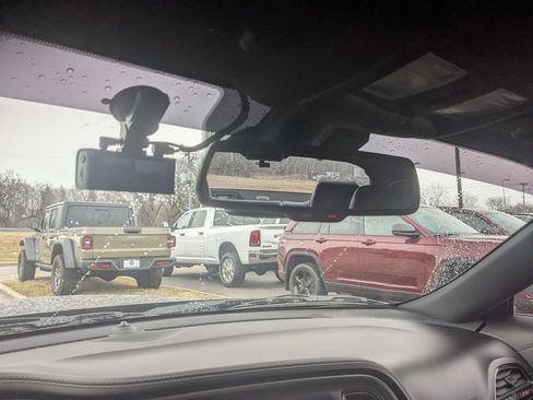 Used 2022 Dodge Challenger R/T Scat Pack w/ Plus Package image 32