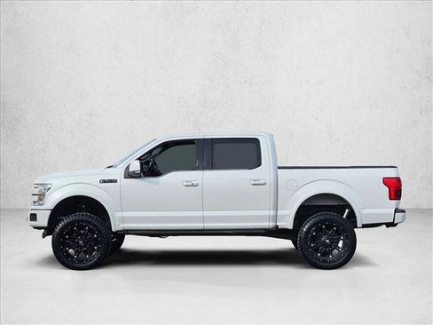 Used 2018 Ford F150 Platinum w/ Equipment Group 701A Luxury image 8