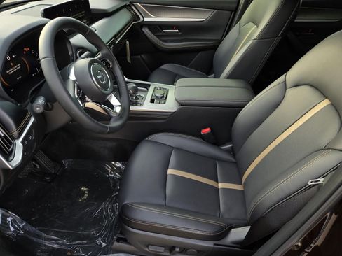 New 2026 MAZDA CX-90 3.3 Turbo w/ Premium Plus Pkg image 18