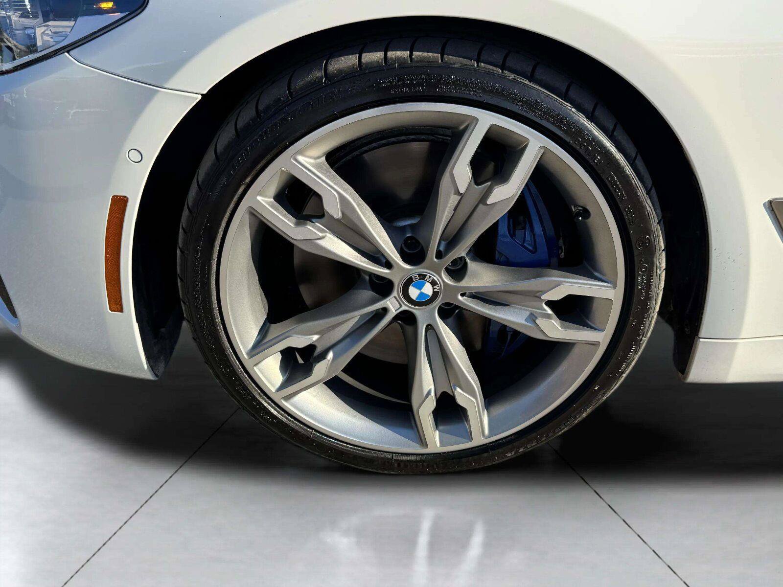 Used 2019 BMW M550i xDrive AWD/4WD image 52
