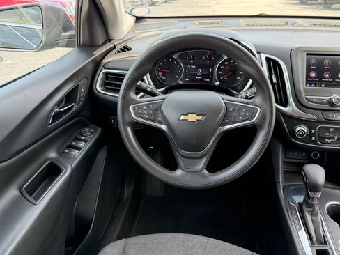 Used 2023 Chevrolet Equinox LT FWD image 14