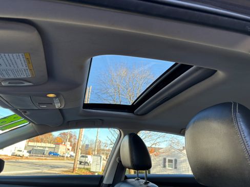 Used 2018 Nissan Altima 2.5 SL w/ 2.5 SL Technology Package image 50