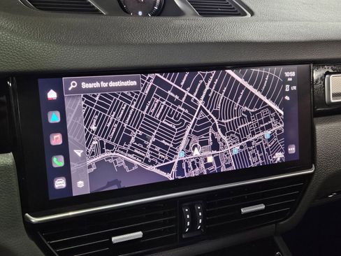 Used 2022 Porsche Cayenne S image 14