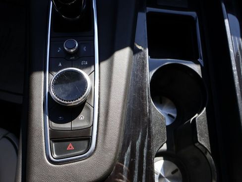 Used 2021 Cadillac Escalade Sport w/ Driver Assist Tech Package image 36