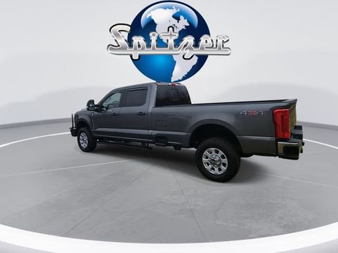 Used 2024 Ford F350 XLT image 7