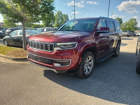 Used 2022 Jeep Wagoneer Series II image 1