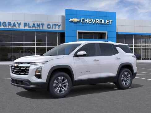 New 2026 Chevrolet Equinox LT w/ Safety and Technology Package FWD image 2