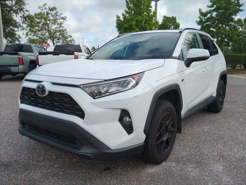 Certified 2020 Toyota RAV4 XLE w/ Convenience Package FWD image 2