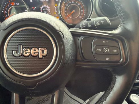 Used 2023 Jeep Wrangler Sport AWD/4WD image 20