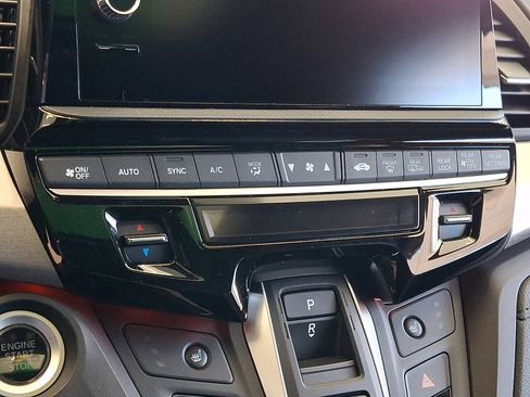 New 2026 Honda Odyssey Sport-L image 17