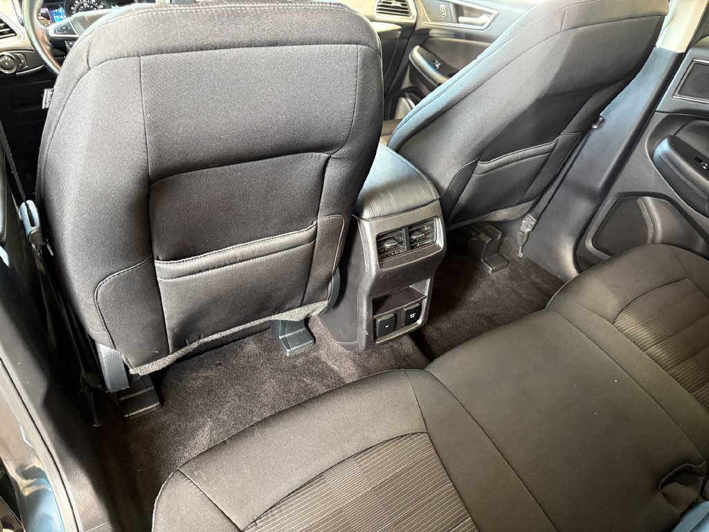 Used 2016 Ford Edge SEL w/ Equipment Group 201A FWD image 27