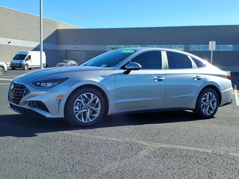 Used 2020 Hyundai Sonata SEL w/ Convenience Package image 3