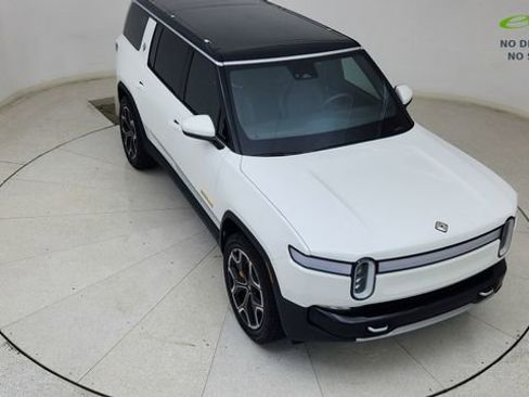Used 2024 Rivian R1S Adventure AWD/4WD image 78