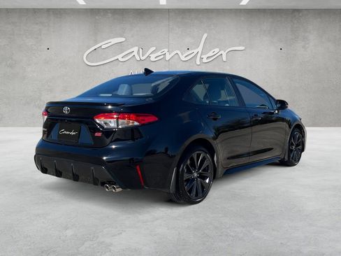 Used 2025 Toyota Corolla SE image 16