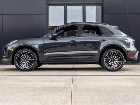 New 2026 Porsche Macan AWD/4WD image 2
