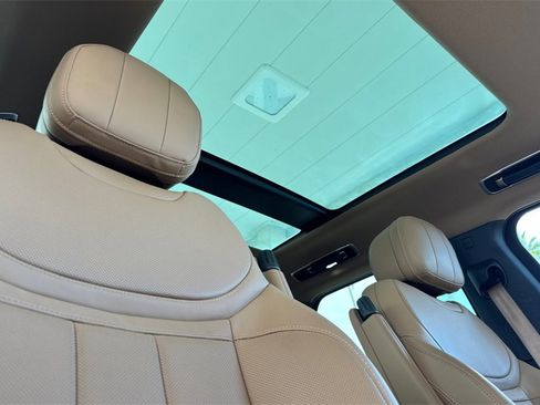 Used 2023 Land Rover Range Rover Sport SE image 20