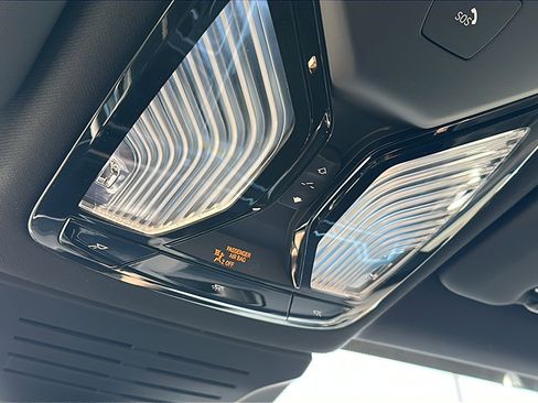 New 2026 BMW X5 xDrive40i w/ M Sport Package image 28