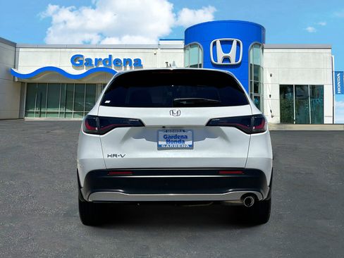 Certified 2024 Honda HR-V Sport image 5