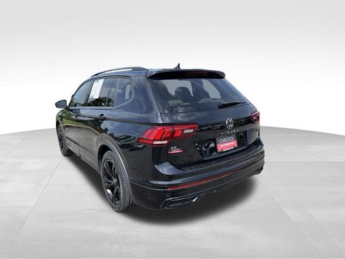 Certified 2023 Volkswagen Tiguan SE R-Line FWD image 5