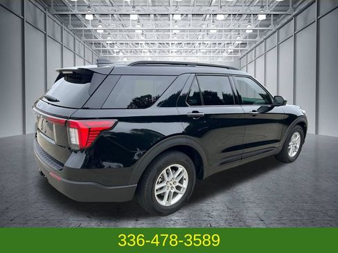 Used 2026 Ford Explorer Active RWD image 5