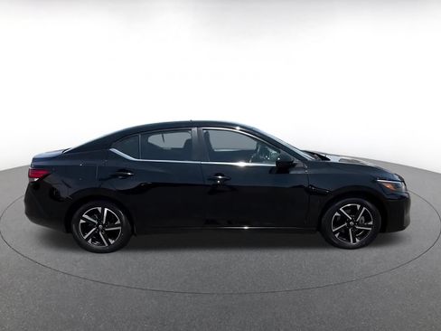 Used 2025 Nissan Sentra SV FWD image 15
