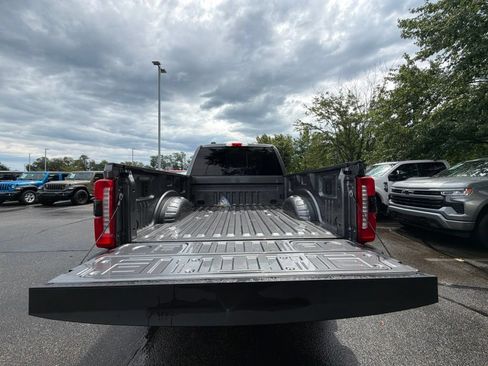 Used 2024 Ford F250 XL w/ STX Appearance Package AWD/4WD image 11