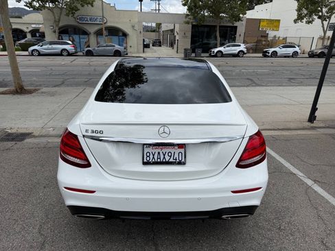 Used 2018 Mercedes-Benz E 300 image 10
