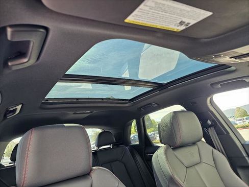 New 2025 Audi Q3 2.0T Premium Plus image 3