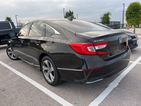 Used 2018 Honda Accord EX image 4