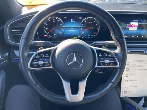 Certified 2022 Mercedes-Benz GLS 450 4MATIC image 18