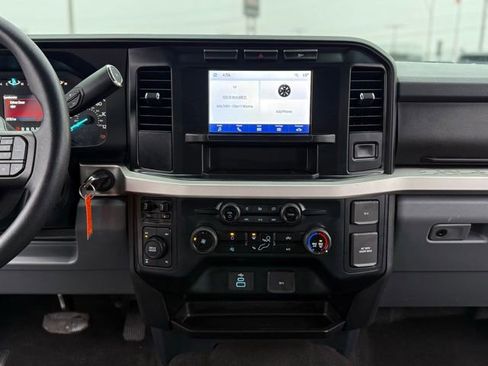 Used 2024 Ford F250 XLT image 22