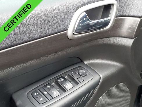 Used 2018 Jeep Grand Cherokee Altitude image 30