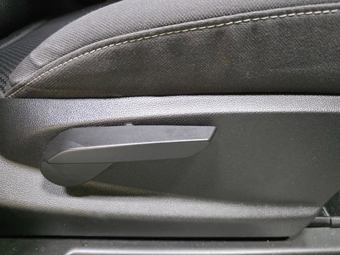 Used 2018 Chevrolet Silverado 1500 LT w/ All Star Edition image 26