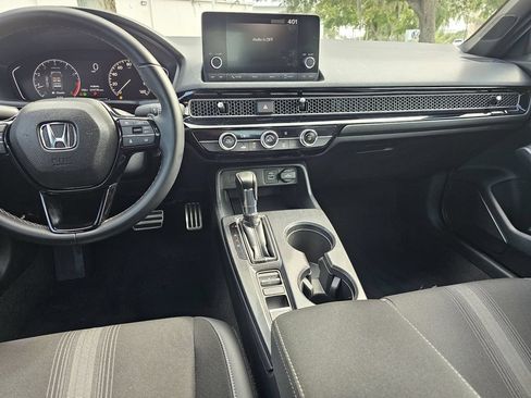 Used 2023 Honda Civic Sport image 13