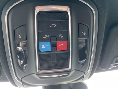 New 2026 Jeep Grand Cherokee Limited AWD/4WD image 32